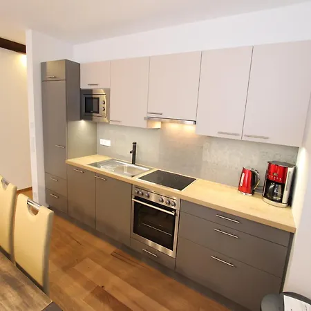 Daire Apartment - 1St Floor With Sauna And Convenient Location In Close Proximity To The Wildkogelbahnen Cable Car *