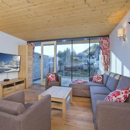 Luxurious Alpine For 8 Dom wakacyjny Neukirchen am Großvenediger