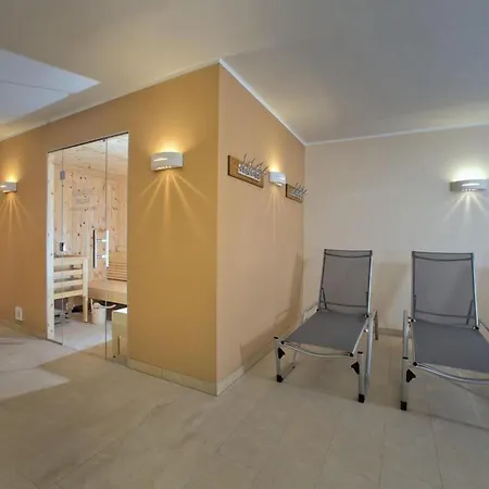 Apartment - 1St Floor With Sauna And Convenient Location In Close Proximity To The Wildkogelbahnen Cable Car Daire *