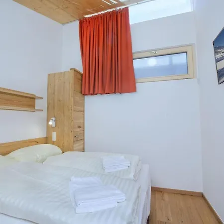 Apartment - 1St Floor With Sauna And Convenient Location In Close Proximity To The Wildkogelbahnen Cable Car Daire *