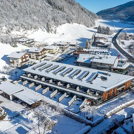 Apartment - 1St Floor With Sauna And Convenient Location In Close Proximity To The Wildkogelbahnen Cable Car Daire *